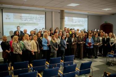 Slider_659033759-1394296192730610-6455182568036020395-n