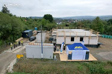 Main_dkl24-sim-miedzylesie-kapsula-czasu-00-1